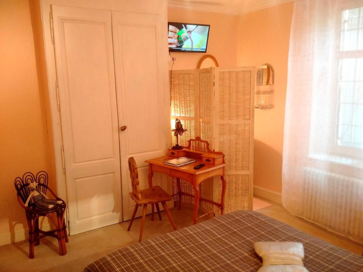 Hotel Le Prieuré Aydoilles Esterno foto